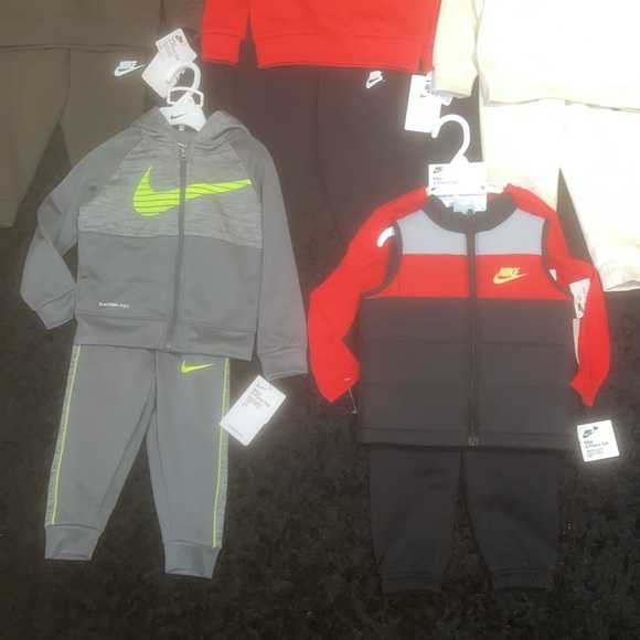 NWT Nike 2t - Picture 3 of 7